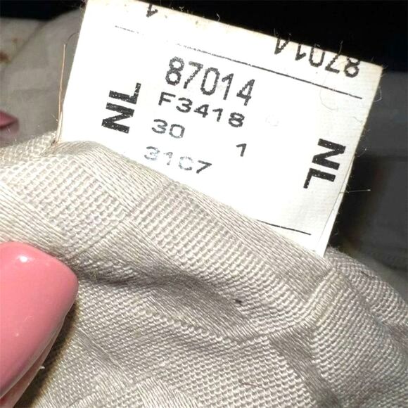 Furla Women's Grey Leather Shoulder Bag with Gold Chain Straps - Picture 13 of 16